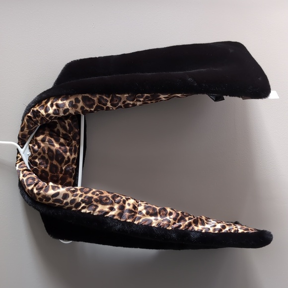 White House Black Market Faux-Fur Leopard Print Scarf Wrap Puffer Stole - Picture 10 of 10